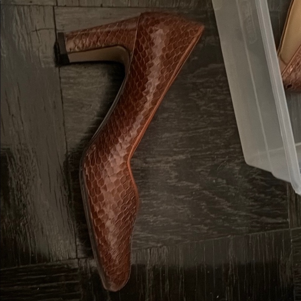 Vintage Brown Snakeskin  Heels